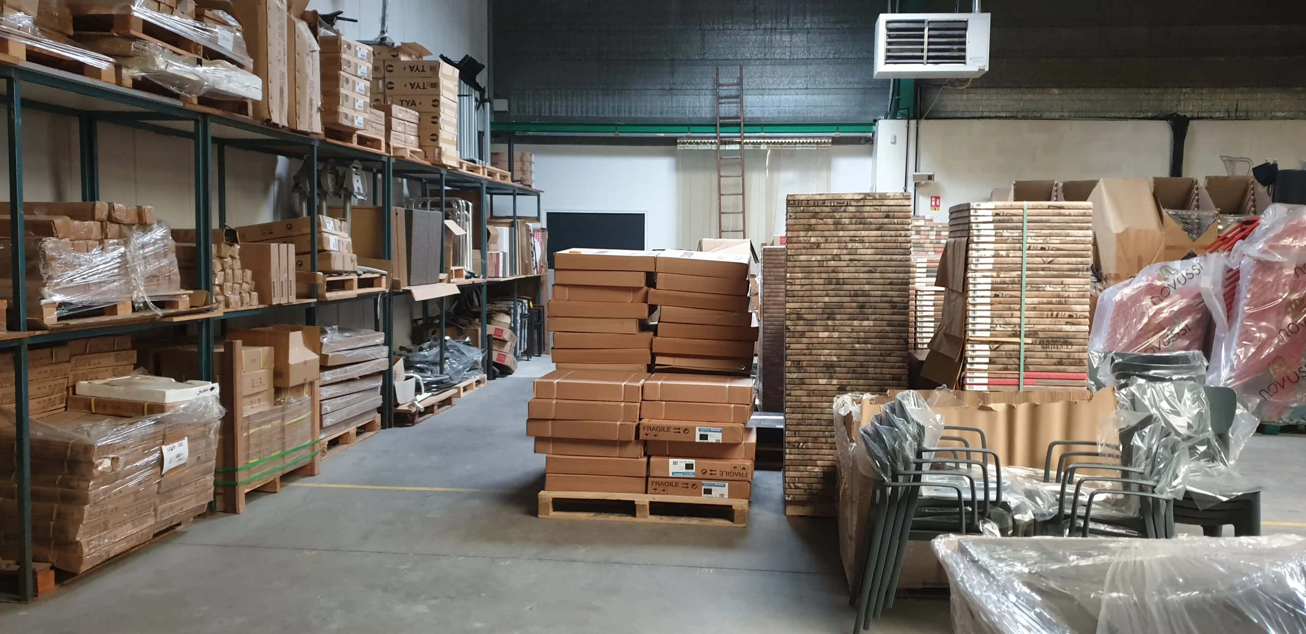 ADM Mobilier entrepôt