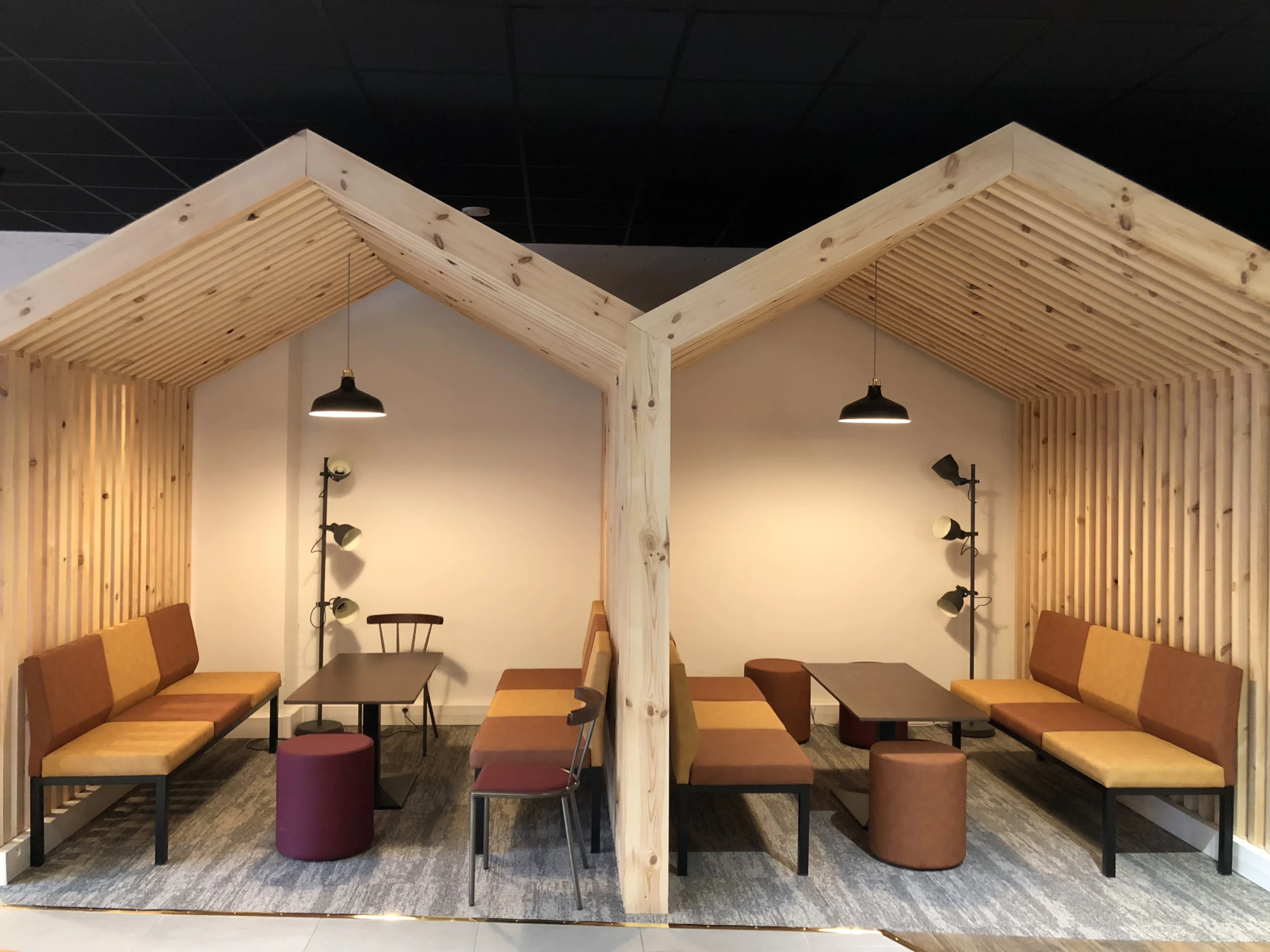 Réalisation ADM Mobilier collectivités - ClockWork
